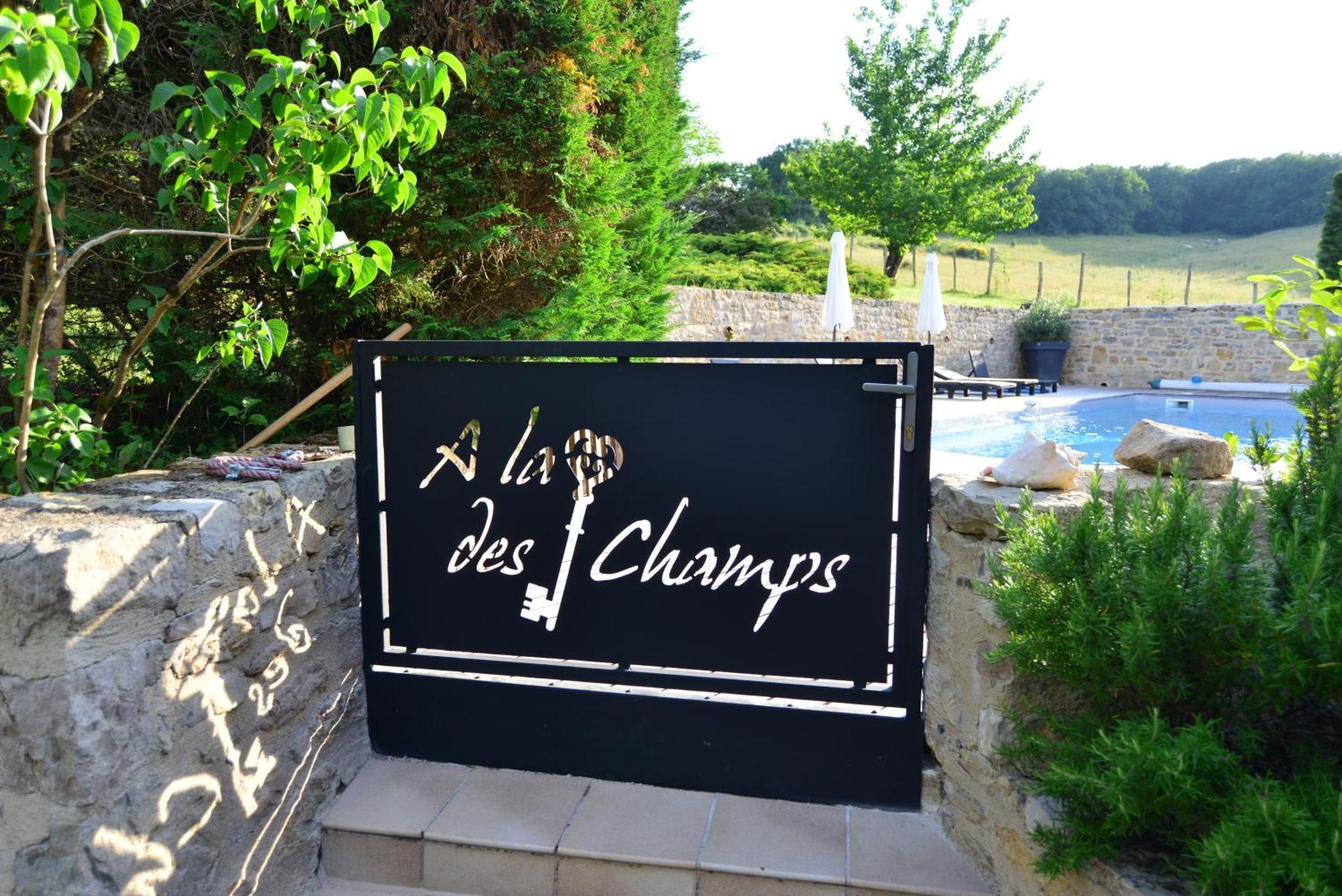 Bed and Breakfast A la clé des champs Varen Esterno foto